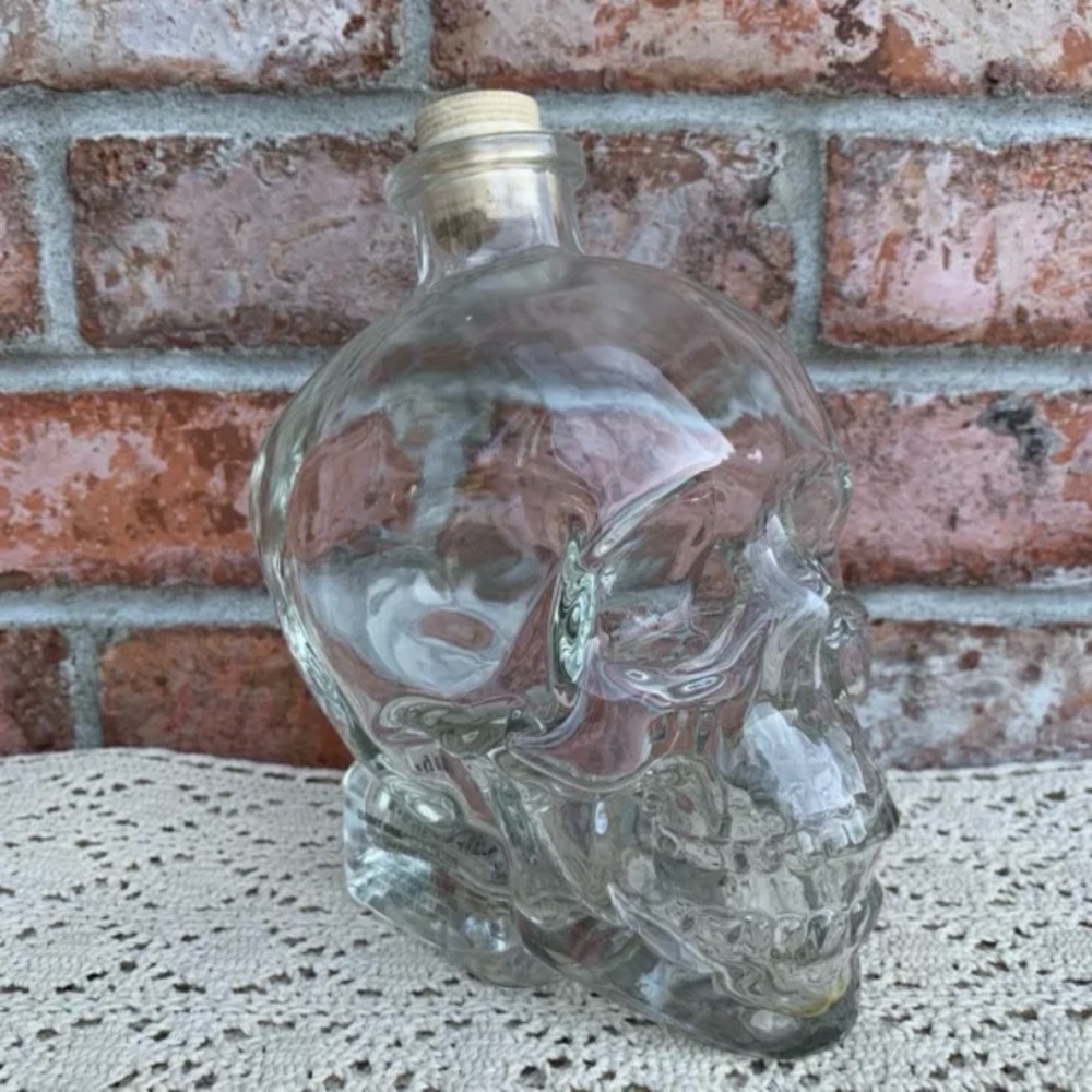 Crystal Head Vodka Empty Clear Glass Skull Halloween Decor Bottle Decanter